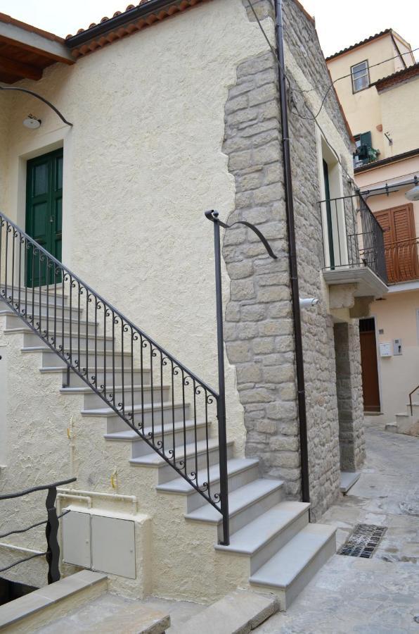B&B La Casa Di Giulietta Castelmezzano Luaran gambar