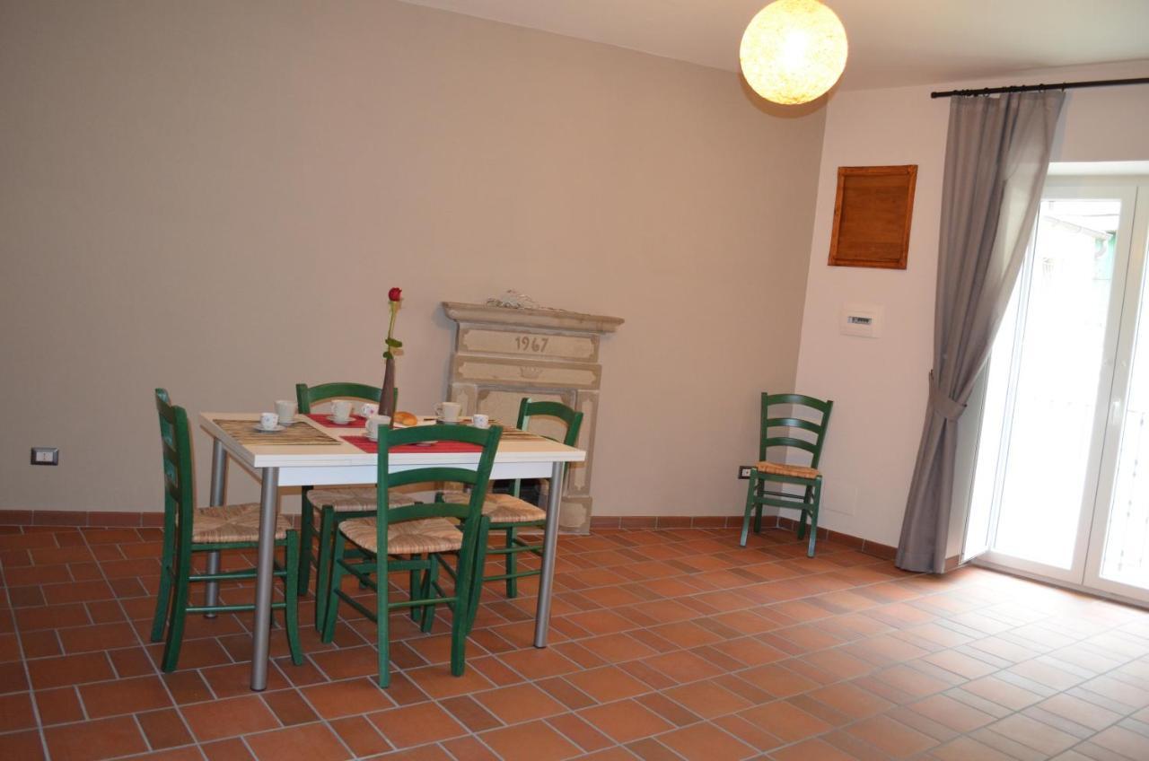 B&B La Casa Di Giulietta Castelmezzano Luaran gambar